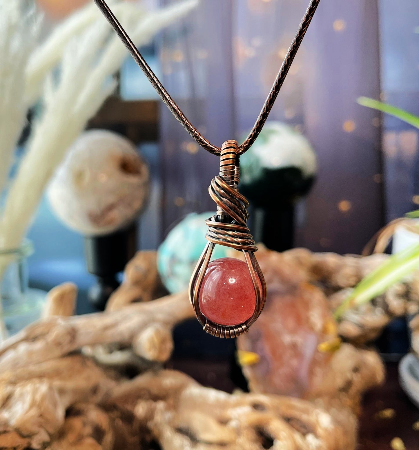 Tanzberry Quartz Copper Wire Pendant